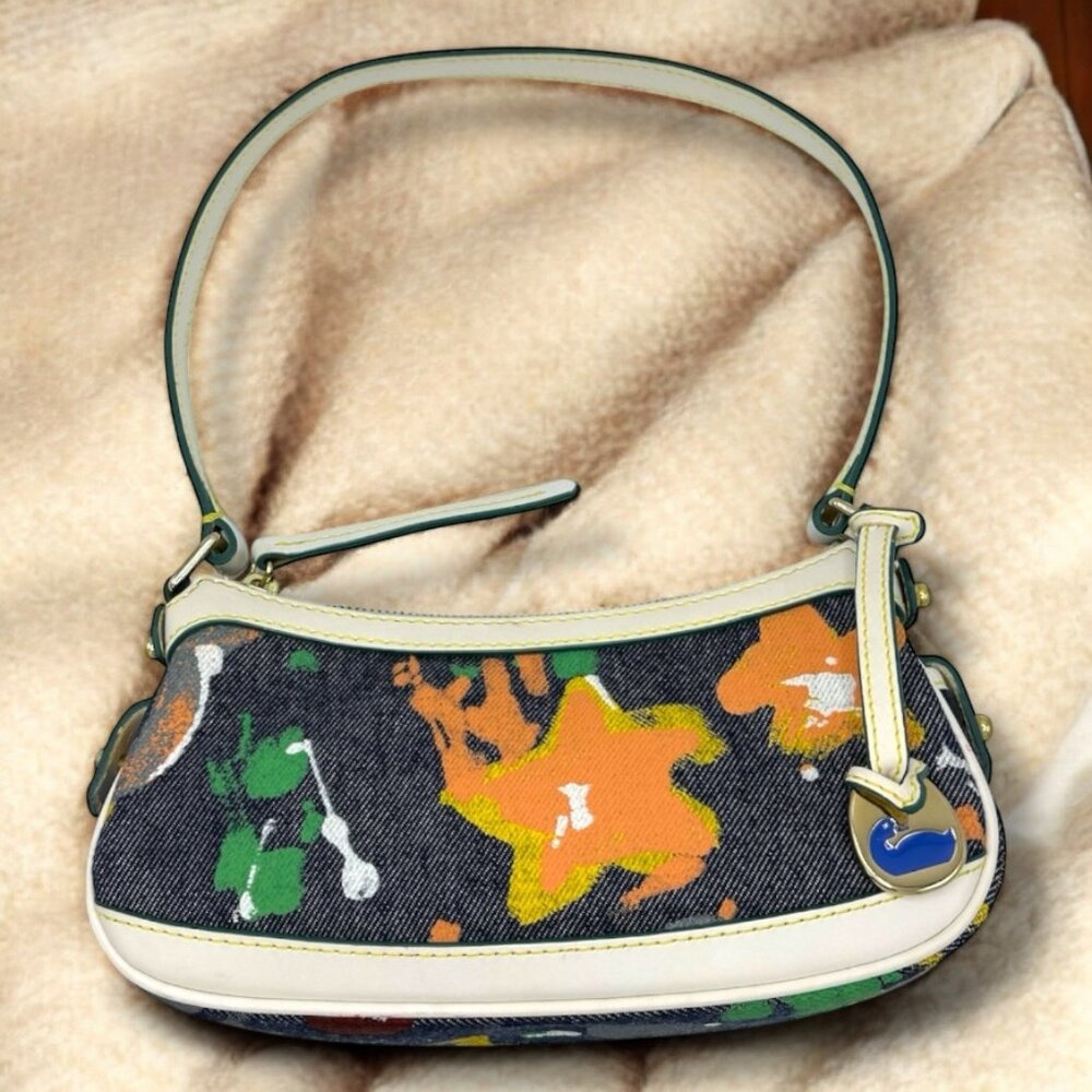 ⭐️⭐️SOLD⭐️⭐️ Vintage Dooney & Bourke Painted Denim Mini Shoulder Bag - Picture 13 of 13
